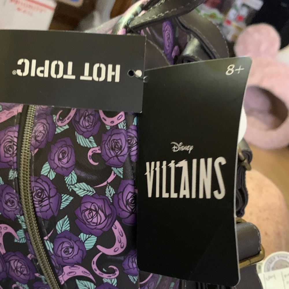 Loungefly Villians Ursula Tentacles Roses backpack Hot Topic - Picture 8 of 9